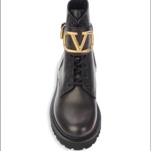 VALENTINO LOGO COMBAT BOOT 38
